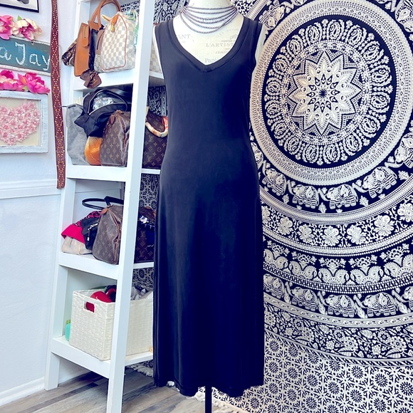 Boston Proper Black Sleeveless Dress V-neck Midi Stretch Travel Comfort Small - Picture 1 of 12